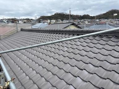 和瓦の雨漏りした棟部分を耐震化・軽量化を狙って棟交換修理工事